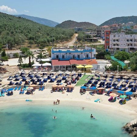 Hotel Artur Ksamil Bagian luar foto