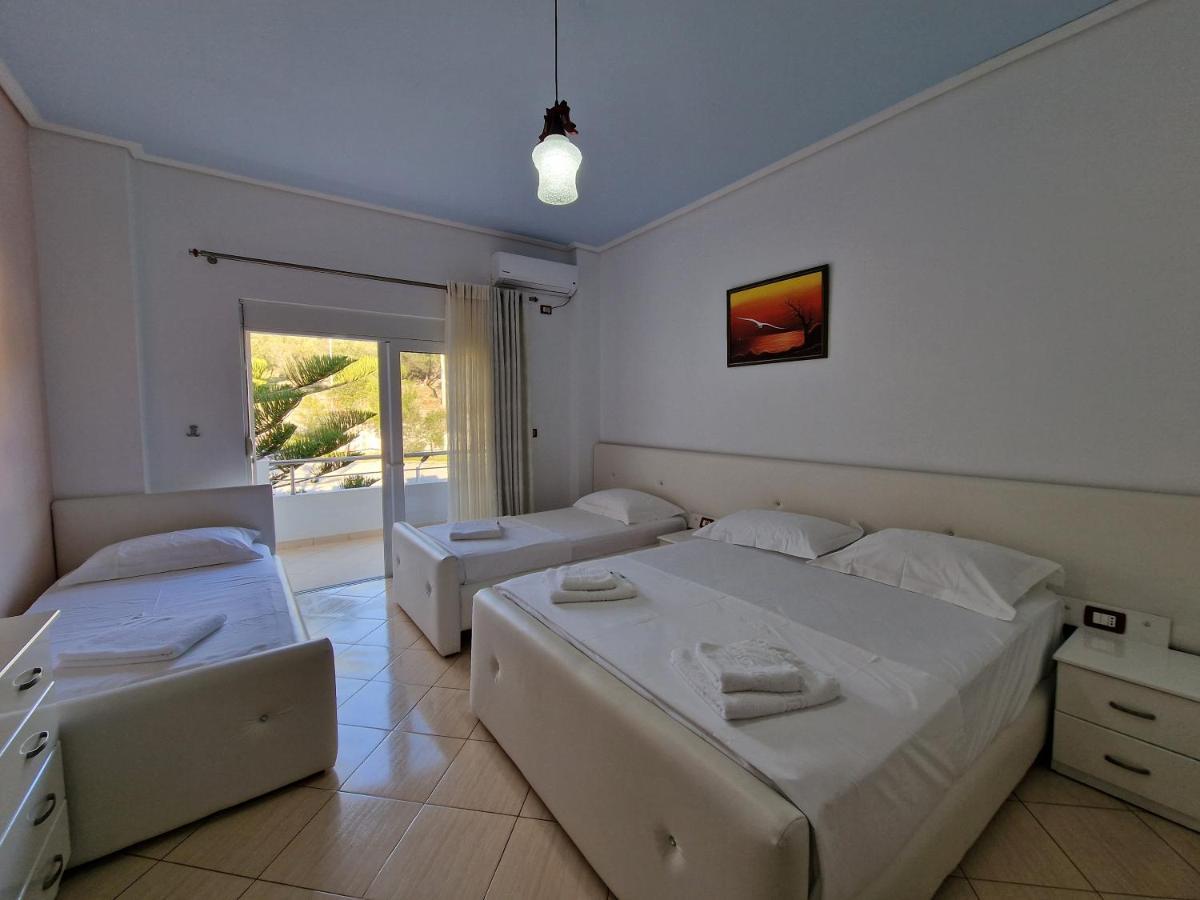 Hotel Artur Ksamil Bagian luar foto