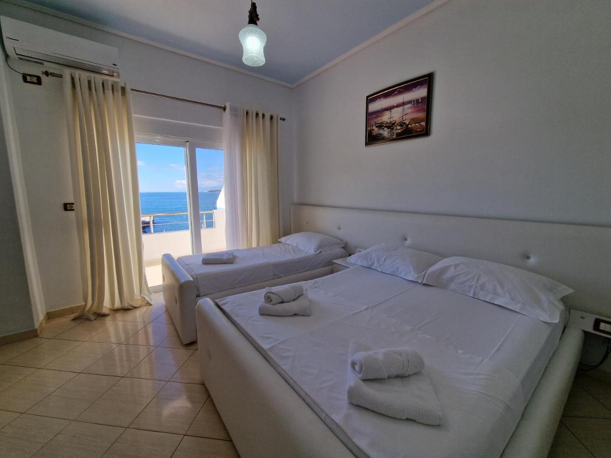 Hotel Artur Ksamil Bagian luar foto