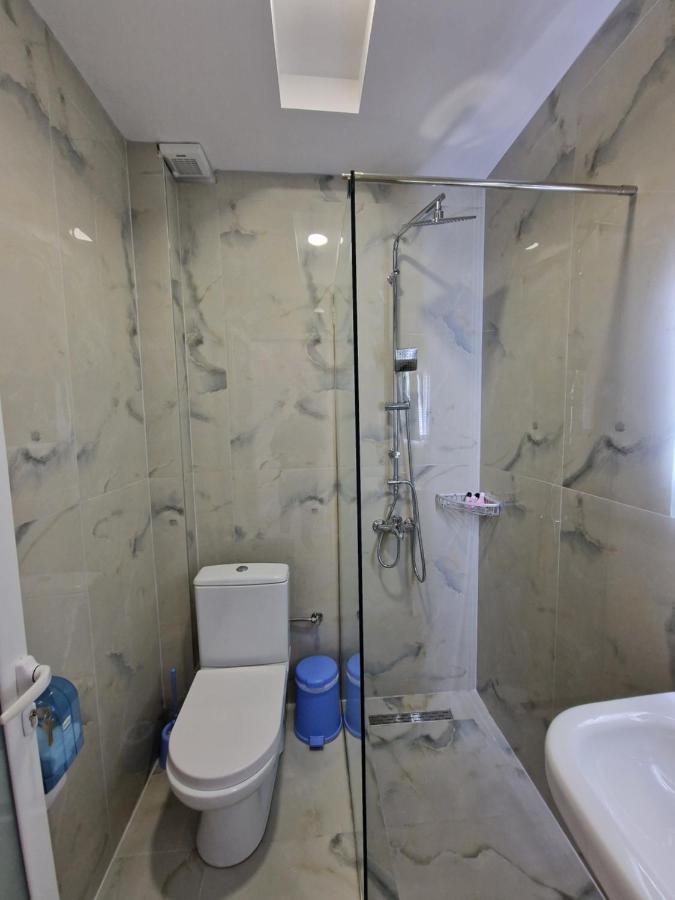 Hotel Artur Ksamil Bagian luar foto