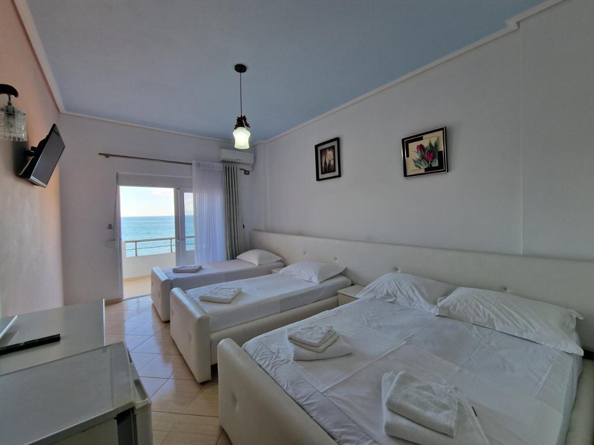 Hotel Artur Ksamil Bagian luar foto