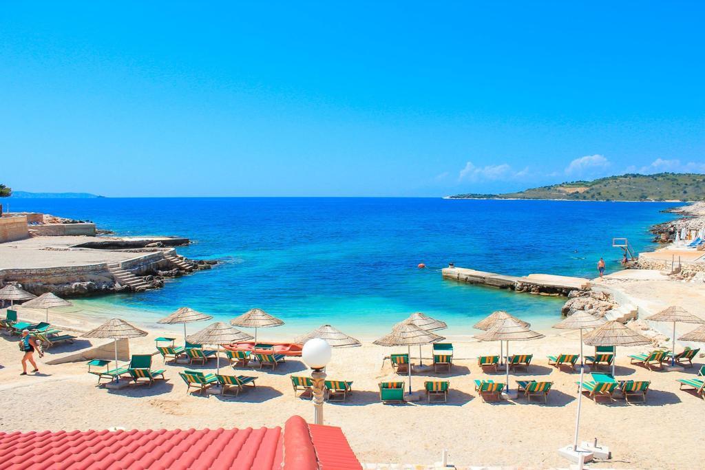 Hotel Artur Ksamil Ruang foto