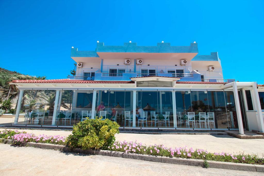 Hotel Artur Ksamil Bagian luar foto